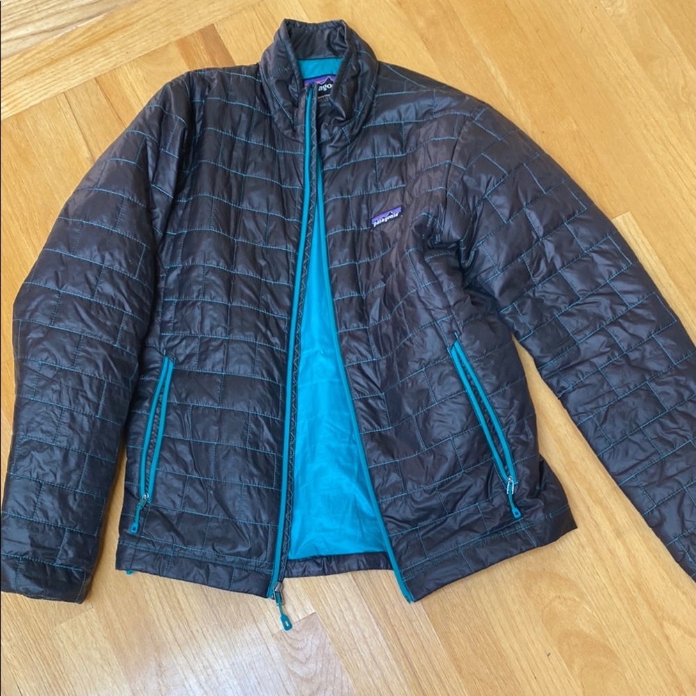 Patagonia Nano Puff Quilted Jacket navy & teal blue